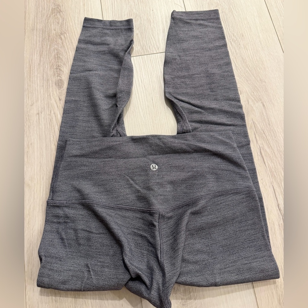 Lululemon Wonder Under Cropped